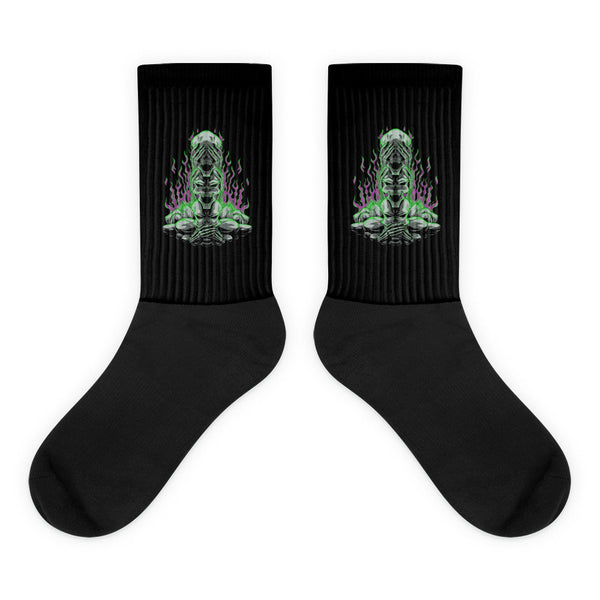 3 Wise Skulls Socks